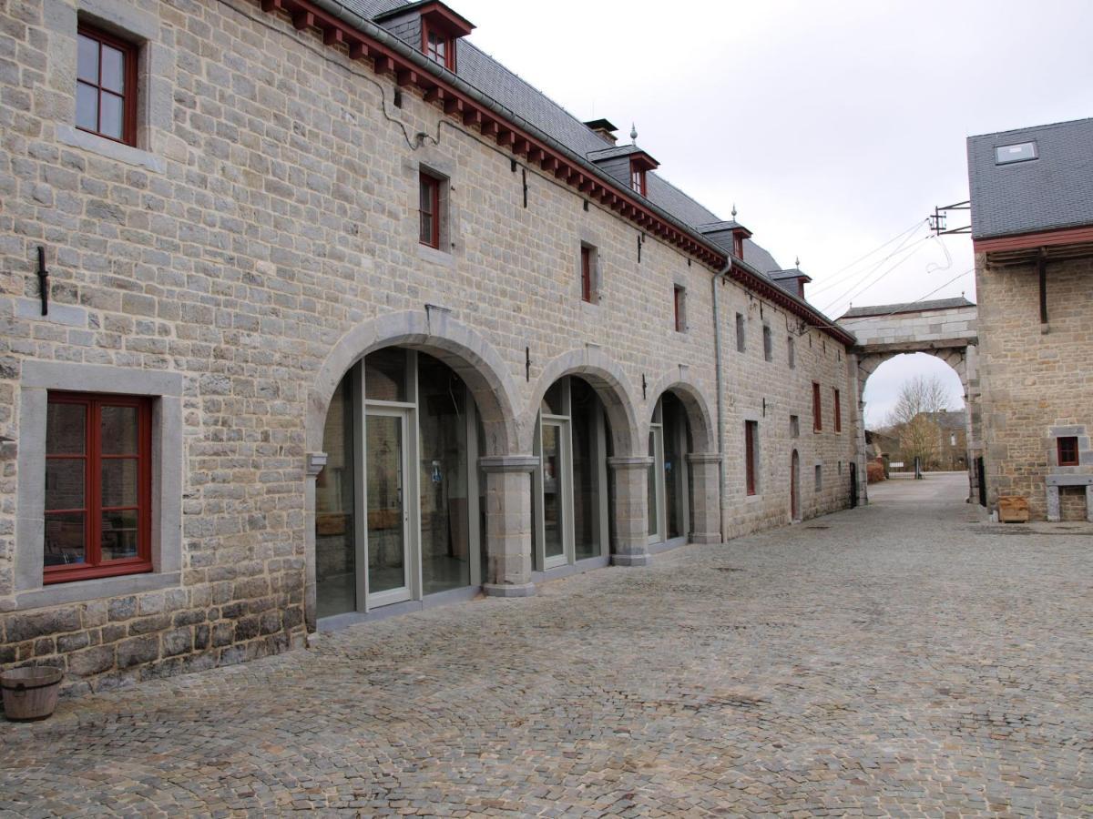 Chateau Jemeppe Marche-en-Famenne Bagian luar foto