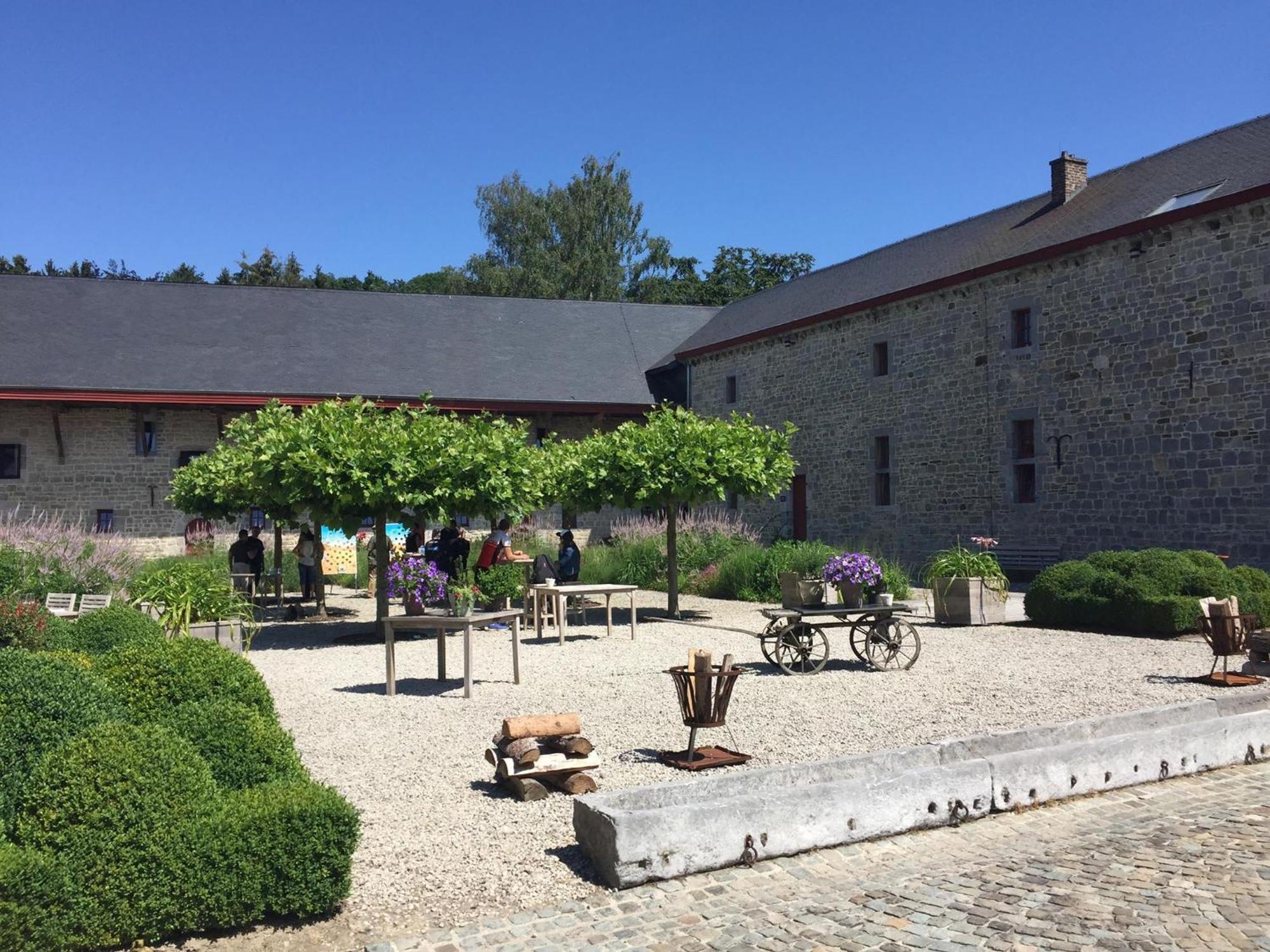 Chateau Jemeppe Marche-en-Famenne Bagian luar foto